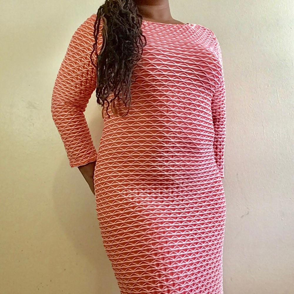 SHARAGANO Women’s peach textured dress size 12